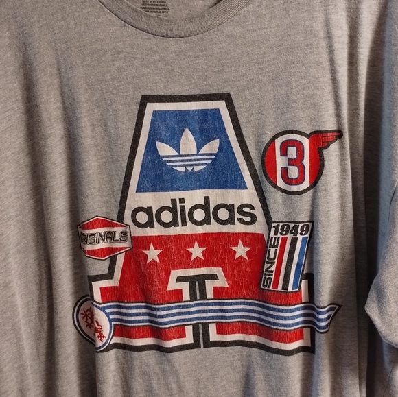 Men's Adidas Gray Graphic Tee Shirt Sz 2XL - Picture 3 of 4